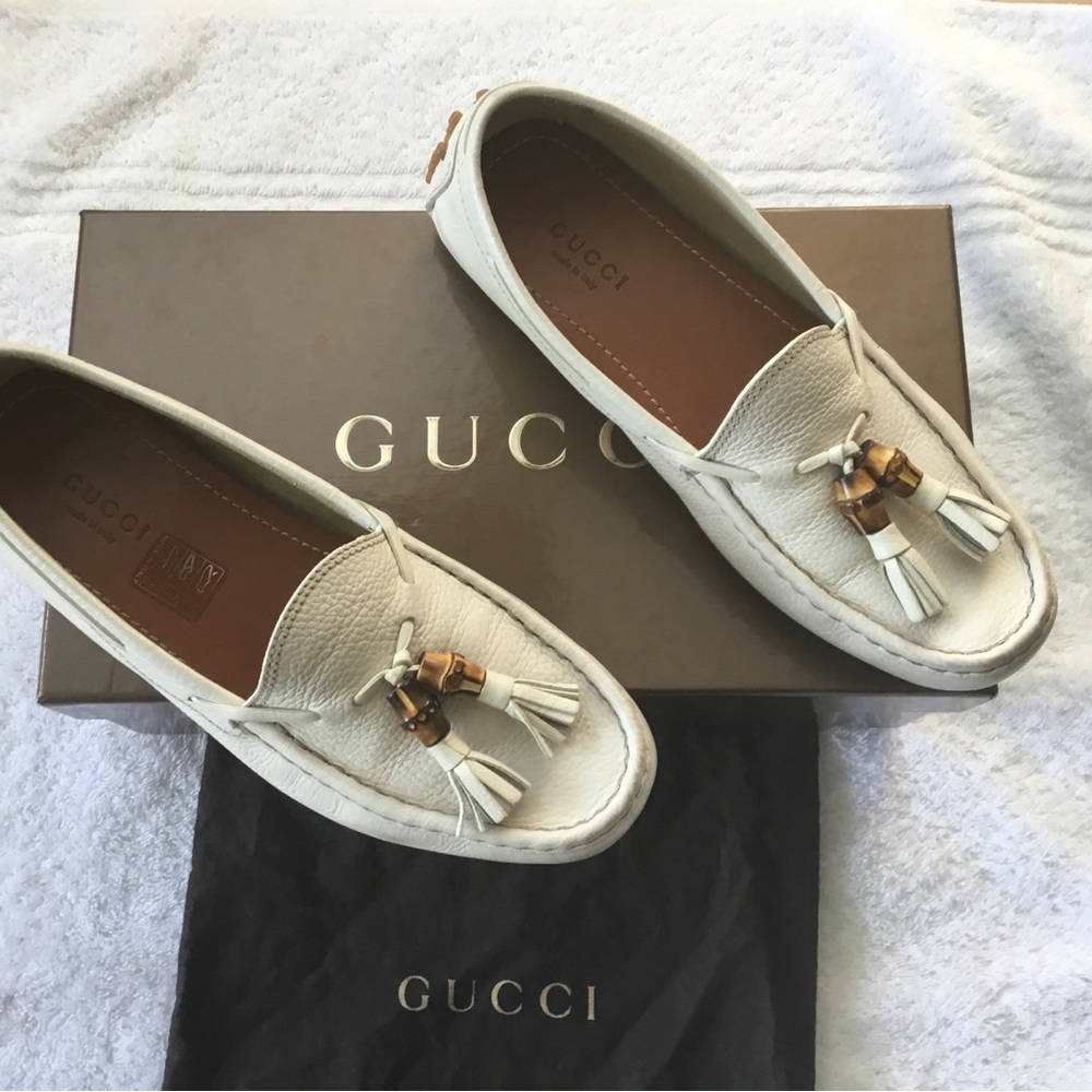 Gucci Women's Cream Leather Tassel Loafers
